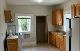 1 bed, 1 bath, $2,200