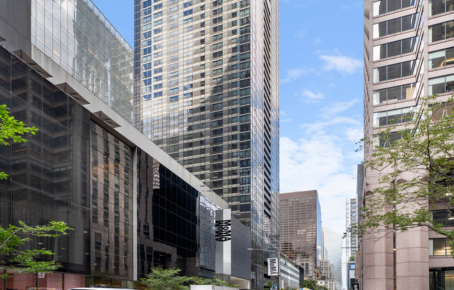 15 West 53rd St. 21C