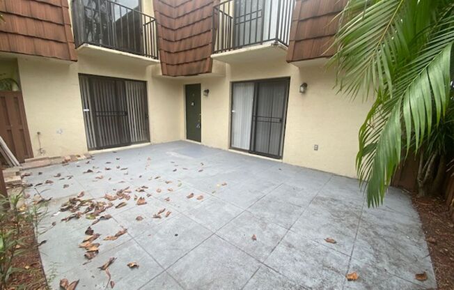 2 beds, 2 baths, $1,700, Unit Unit 2