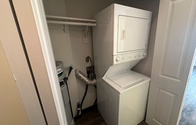 1 bed, 1 bath, 517 sqft, $1,875, Unit 708