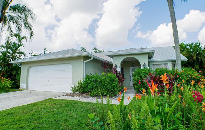 This exquisite 3-bedroom, 2-bathroom home offers the perfect blend of comfort in Fort Myers