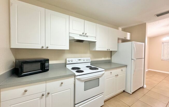 1 bed, 1 bath, $1,150, Unit 281