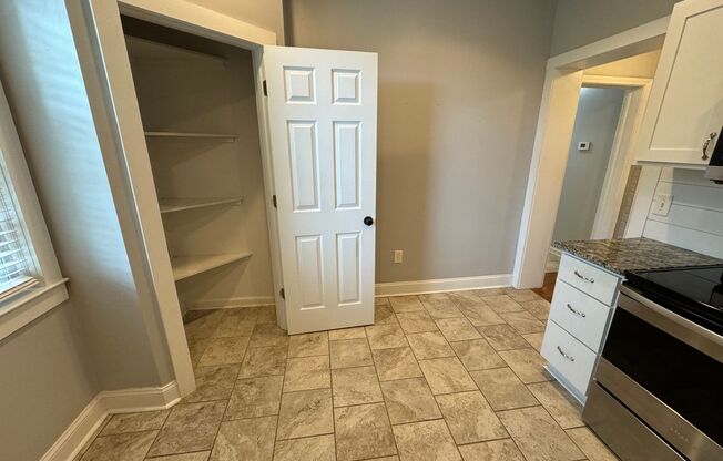 3 beds, 1 bath, $1,700