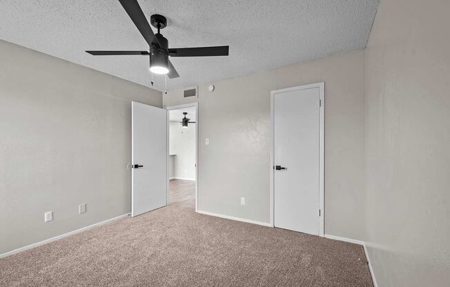 1 bed, 1 bath, 538 sqft, $1,170, Unit 12