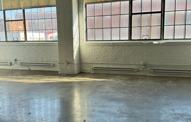 2 beds, 1 bath, 1,450 sqft, $1,295, Unit 035