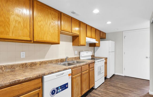Crestview Apartments, LLC [Colorado]