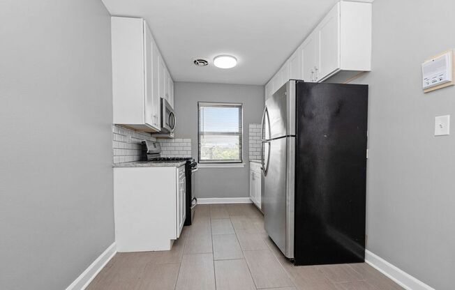 1 bed, 1 bath, 620 sqft, $2,595, Unit 10228-B3