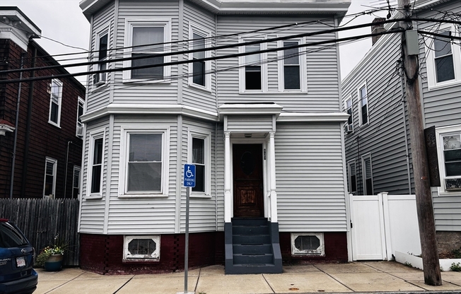 427 WINTHROP ST