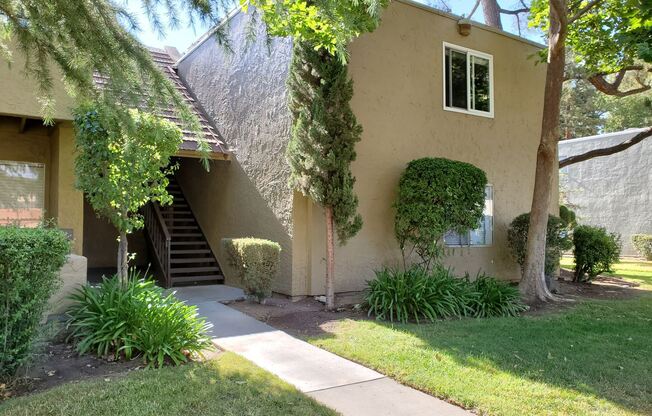 289 Tradewinds Drive #8