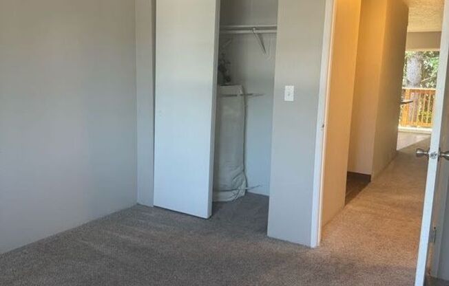 2 beds, 2 baths, 1,070 sqft, $1,675, Unit 12-202