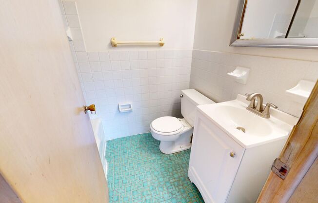 Studio, 1 bath, 500 sqft, $750, Unit 207