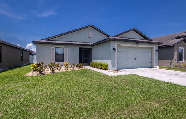 633 CHATHAM WALK DR