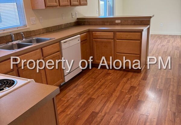 1205 W TARGEE