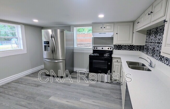1772 MARTIN PL SE