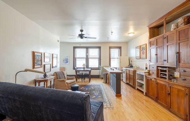 1426 West 31st Street
