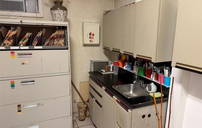 Studio, $3,000