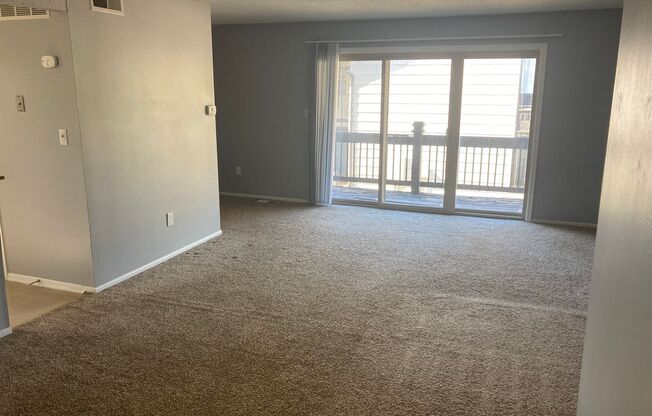 Studio, 1 bath, 560 sqft, $895, Unit 908-210 PR