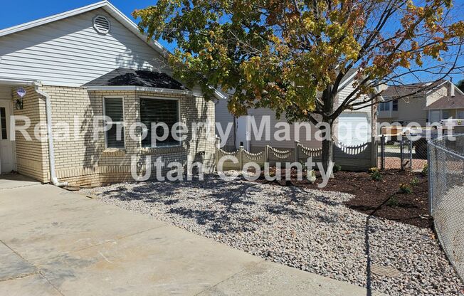 4 beds, 2 baths, $2,250