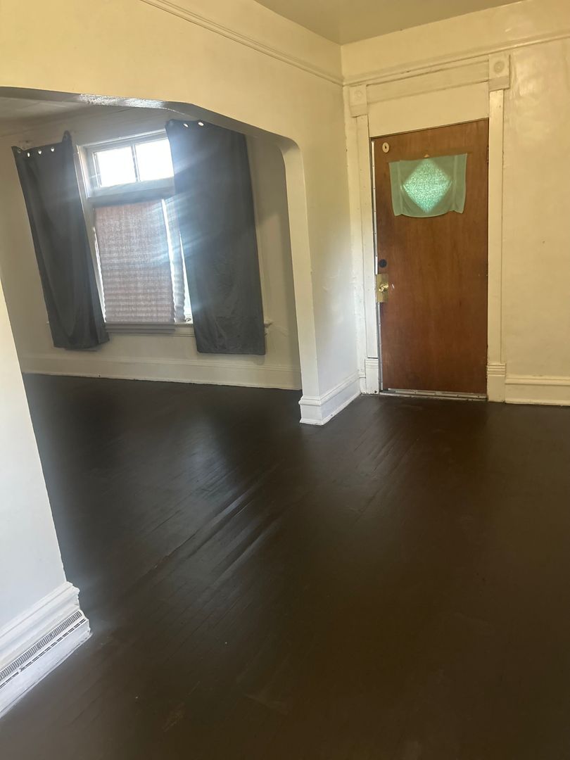 Comfortable 2BR Home – Low Deposit Program Available!