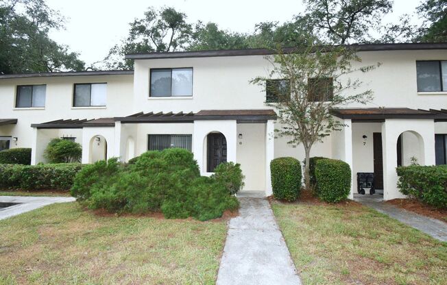 3 beds, 2.5 baths, 1,208 sqft, $1,600, Unit CW1101