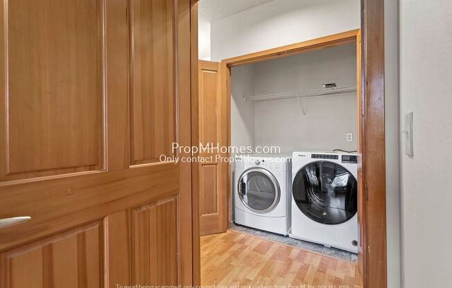 1 bed, 1 bath, $1,449, Unit 287 NE 3rd Street - 206