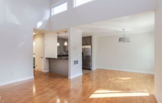 2 Bed/ 2 Bath condo near downtown Palo Alto. YouTube video tour!!