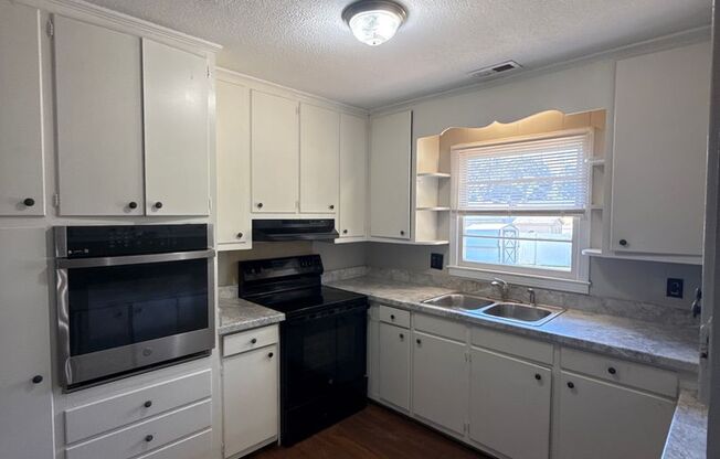 401 JENNY ST
