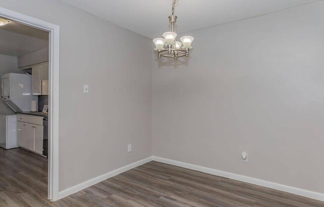 2 beds, 2 baths, 1,094 sqft, $1,236