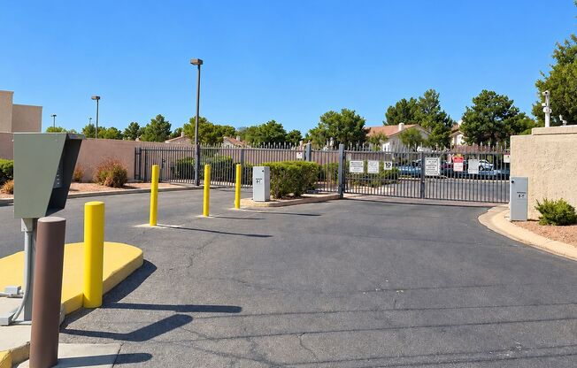 1 bed, 1 bath, $1,200, Unit # 204