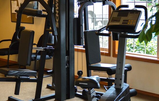 2 beds, 2 baths, 1,240 sqft, $1,940, Unit G33