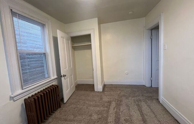 3 beds, 1 bath, $1,495