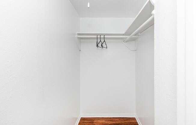 1 bed, 1 bath, 650 sqft, $1,205