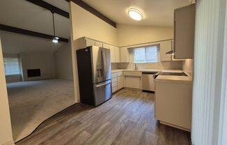 2 beds, 2 baths, $2,500, Unit 4369