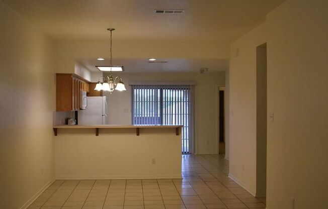 3 beds, 2 baths, 1,439 sqft, $1,295, Unit Unit B - STILL OCCUPIED BY RESIDENT