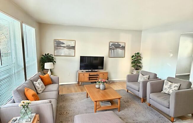 1 bed, 1 bath, $795, Unit 13