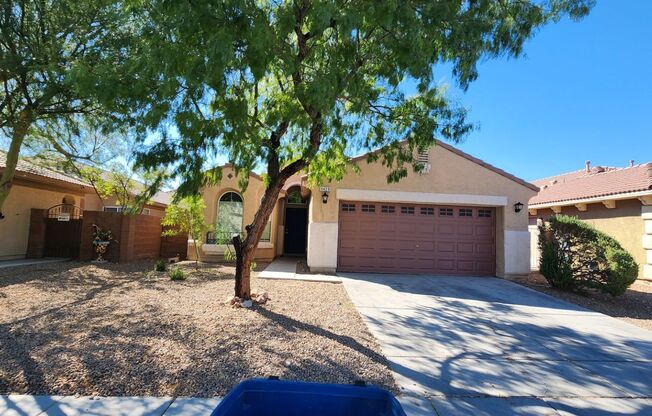 Great single Story Home in Southwest location!