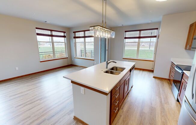 2 beds, 2 baths, 1,138 sqft, $1,715, Unit 2800-209