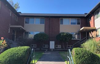 Evanston Court Apartments