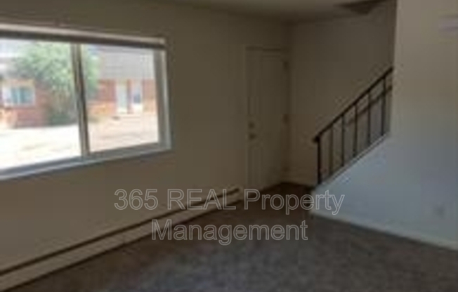706 37 AVE