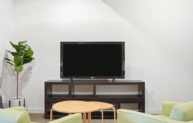 2 beds, 2 baths, 853 sqft, $2,995, Unit 203