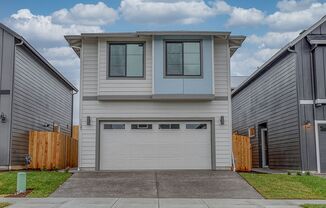 Modern Living in the Heart of Ridgefield: Quartz Finishes & Open-Concept Charm