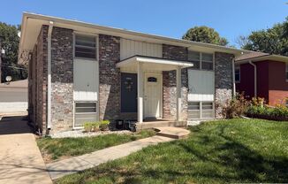 4846-4850 Meredeth