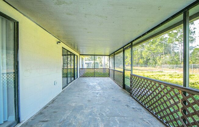 4 beds, 2 baths, $1,900