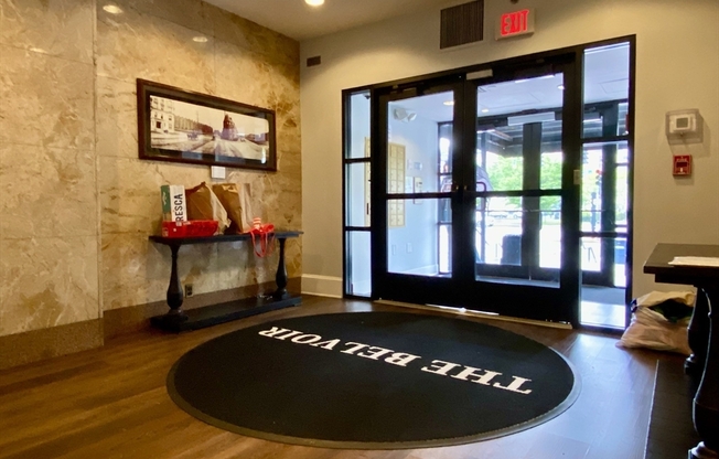 2 beds, 1 bath, 796 sqft, $4,300, Unit 303