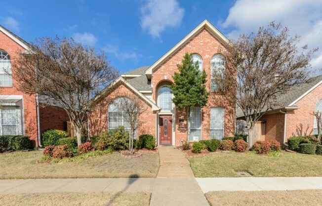 Beautiful 2-Story Home with Spacious Backyard and Loft!