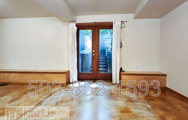 2934 SE MORRISON ST UNIT 8