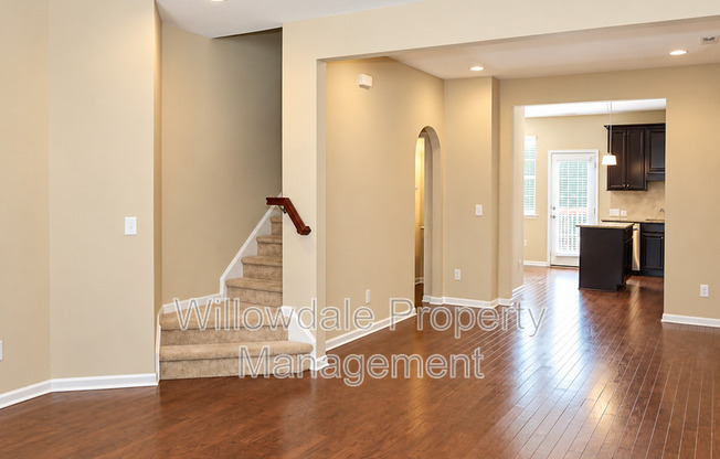 707 WICKHAM RDG RD
