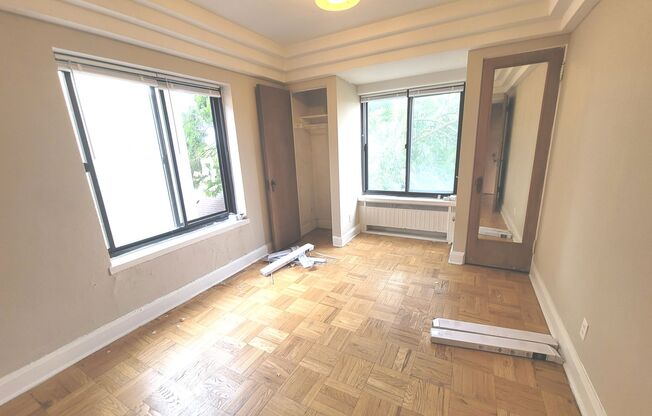 1 bed, 1 bath, $1,145, Unit 409