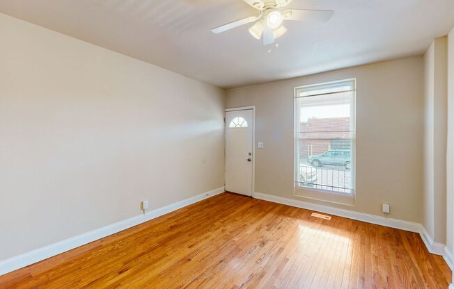 Spacious 3-Bedroom, 1.5 Bathroom home with Modern Amenities in Baltimore!