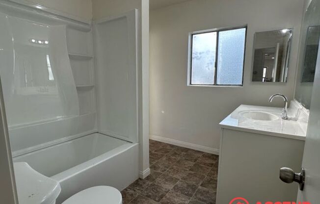 2 beds, 1 bath, $1,800